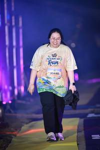 BIB: 
                            <button type="button" onclick="openModal(25219879)" class="btn btn-primary btn-sm float-right btn-popup" data-toggle="modal" data-target=".modal-high-quality">
                        <i class="fas fa-shopping-cart"></i> Add to Cart
                    </button>
                                            <button type="button" onclick="isThisMe(25219879, true)" class="btn btn-success btn-sm float-right btn-popup btn-isme hidden" data-toggle="tooltip" data-placement="bottom" title="นี่คือรูปของคุณใช่ไหม คลิกที่นี่เพื่อเอาเข้าอัลบั้ม">
                        <i class="fas fa-plus"></i> Add to album
                    </button>
                    <button type="button" onclick="isThisMe(25219879, false)" class="btn btn-warning btn-sm float-right btn-popup btn-isnotme hidden">
                        <i class="fas fa-ban"></i> Remove from album
                    </button>